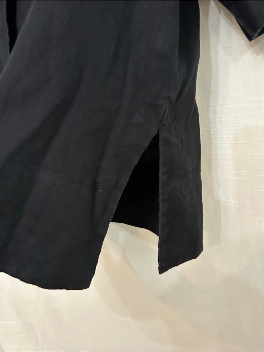 Banana Republic Black Short-Sleeve 100% Linen Button-Down Shirt